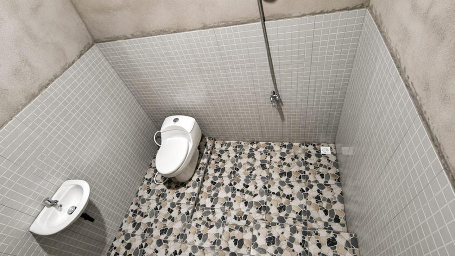 Bathroom 2, Garden Cottage, Lombok