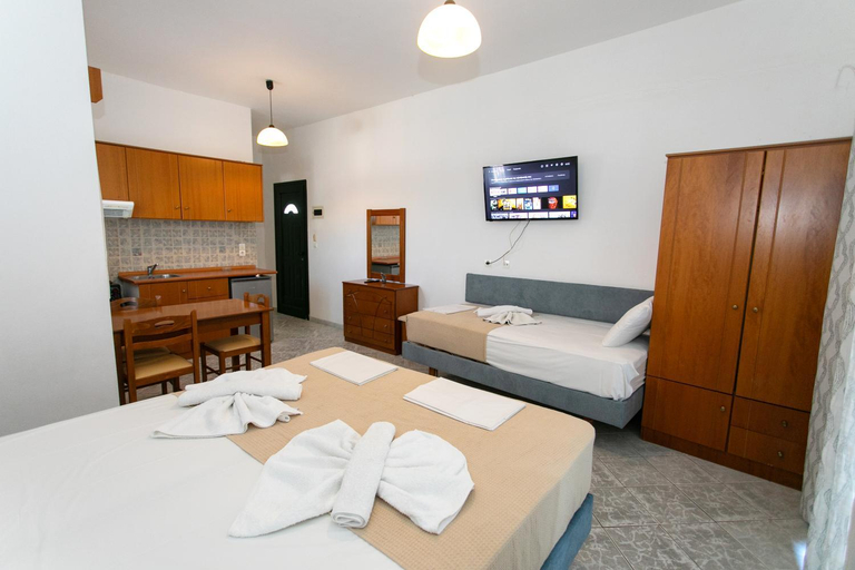 Bedroom 5, Hotel Agios Athanasios, Epirus