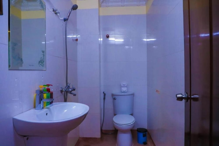 Bathroom 3, Okay 1 Villa, Siem Reap