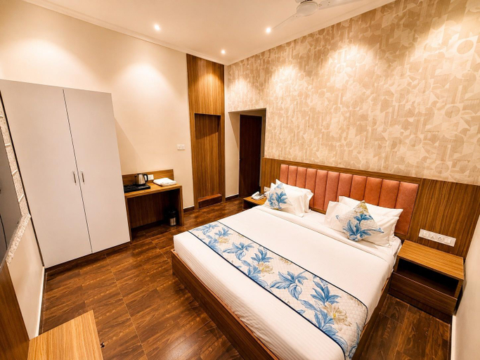 5, HOTEL ADITYA MARINE GARDEN, Patna