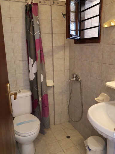 Bathroom 5, Abelonas Village, South Aegean