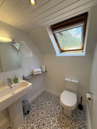 Bathroom 4, Craigatin House & Courtyard (Adults only), Perthshire and Kinross