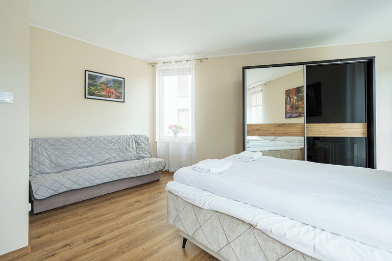 Room 5, RentPlanet - Apartament Szeligowska, Warsaw