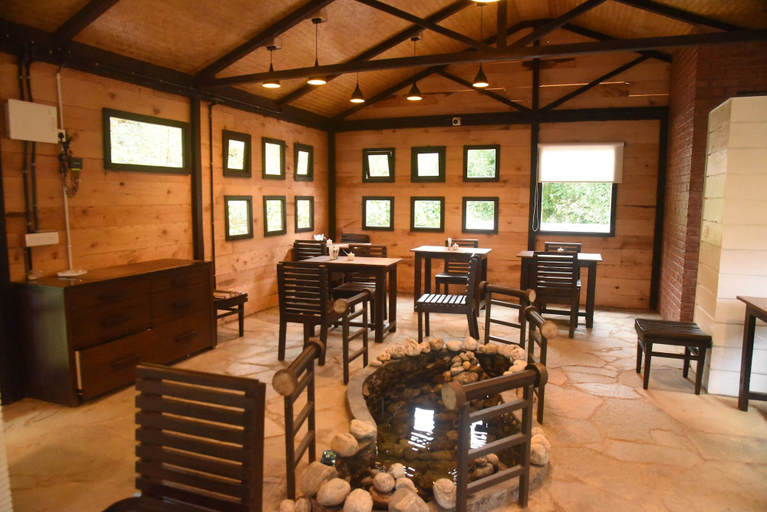 Food & Drinks 5, RedPanda Jungle Camp, West Sikkim
