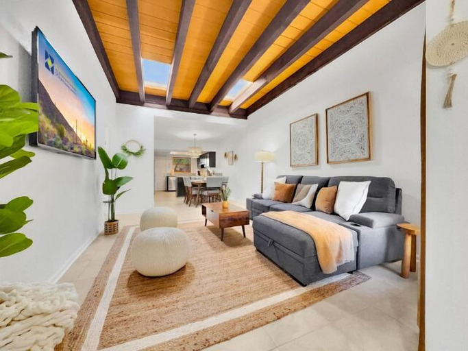 Living area 3, Sparkman Tucson, Pima