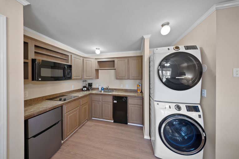 Private kitchen 3, Peace Of Mind Rentals, Iberville