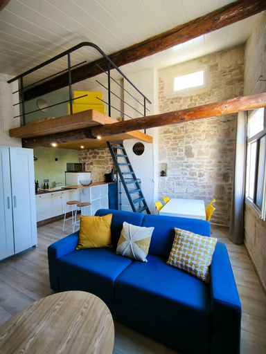 Room 3, Petit Antonin - Premi re Conciergerie, Gard