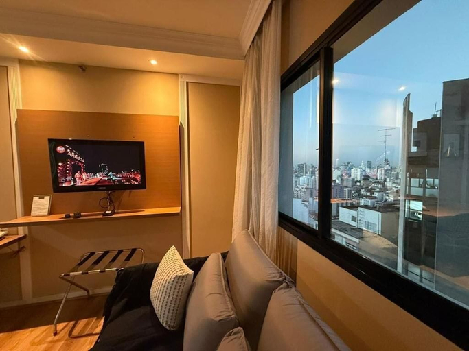 Living area 3, The Universe Executive Flat, São Paulo