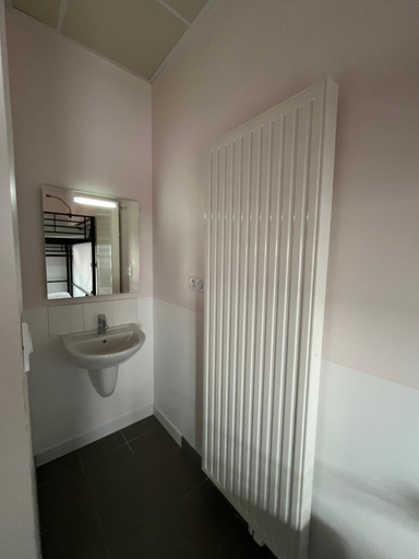Bathroom 4, HOSTEL Les Bois Verts - Les Herbiers, Vendée