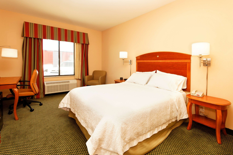 Bedroom 3, Hampton Inn Montrose, Montrose