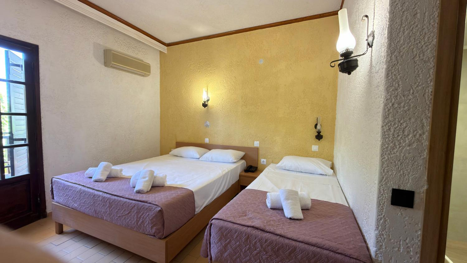 Bedroom 3, Despo, Crete