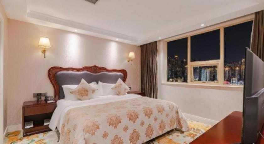 Bedroom 2, Chongqing River Romance Hotel, Chongqing