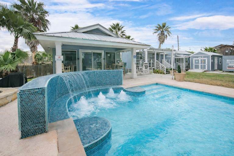Pool 5, High Tide Hideaway - Private Pool, Pet Friendly, Golf Cart, Nueces