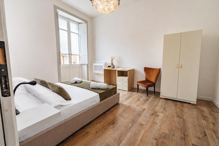 Bedroom 1, Sa Costixedda Rooms, Cagliari