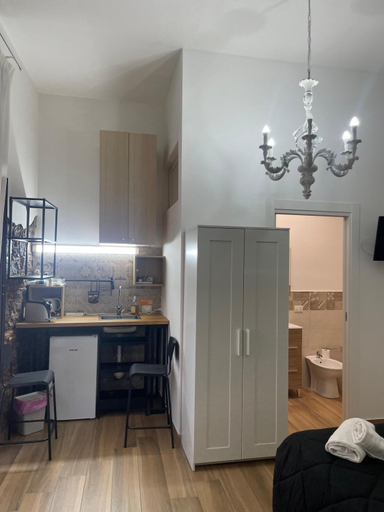 Others 5, Acquicella House, Catania