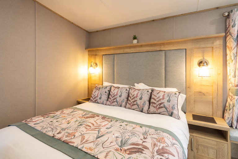 2, Host & Stay | Fieldview Lodge, Ashdown Retreat, North Yorkshire