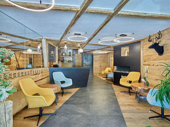 Public Area 2, Europa, Trento
