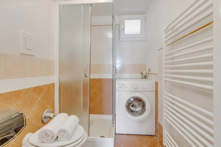 Bathroom 2, Villa Aurora with Sea View, Lucca