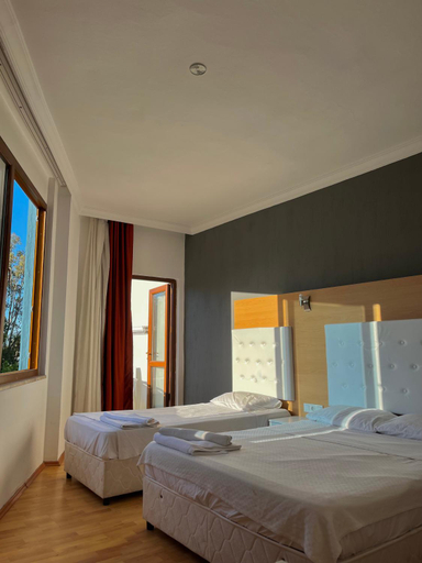 Bedroom 5, Uğur Otel, Kaş