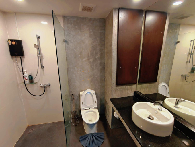 Bathroom 4, Savaan Patong , Pulau Phuket