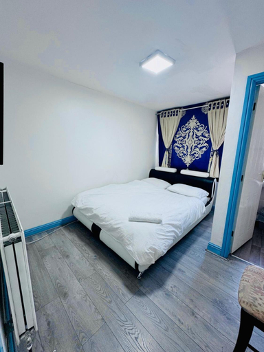Bedroom 4, Unique private rooms (1), Bolton