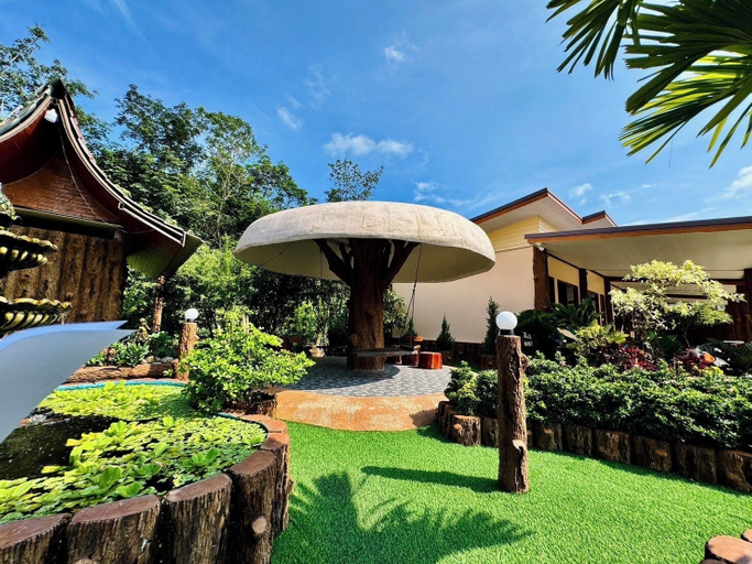 Property grounds 4, Plueakmai Resort, K. Na Yai Am