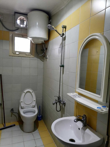 Bathroom 5, Aleairy commercial group co ltd 3, Dammam