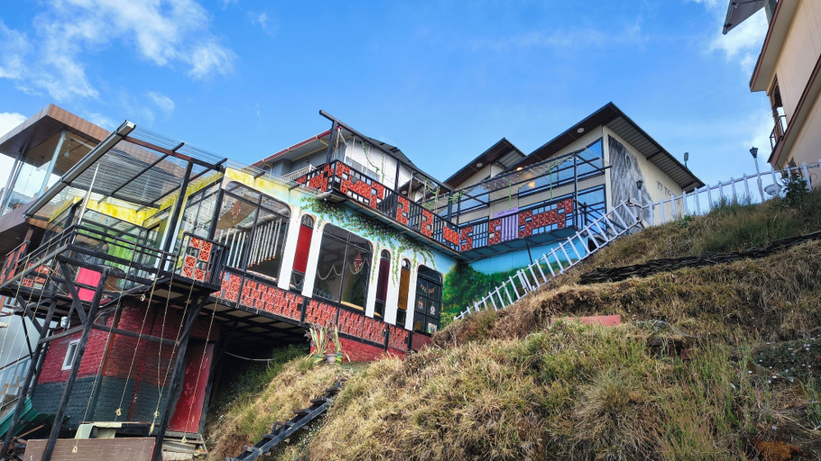 Exterior, Into The Wild Stays, Tehri Garhwal