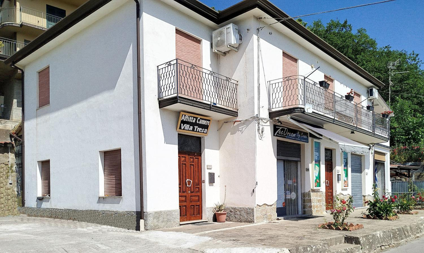 Others 5, VillaTresa, Messina