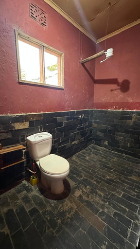 Bathroom 3, Sunbright Lodge & Campsite, Monduli