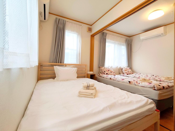 Bedroom 2, Lillian's Home, Sumida