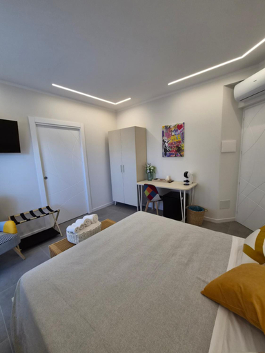 Bedroom, Karasole, Nuoro