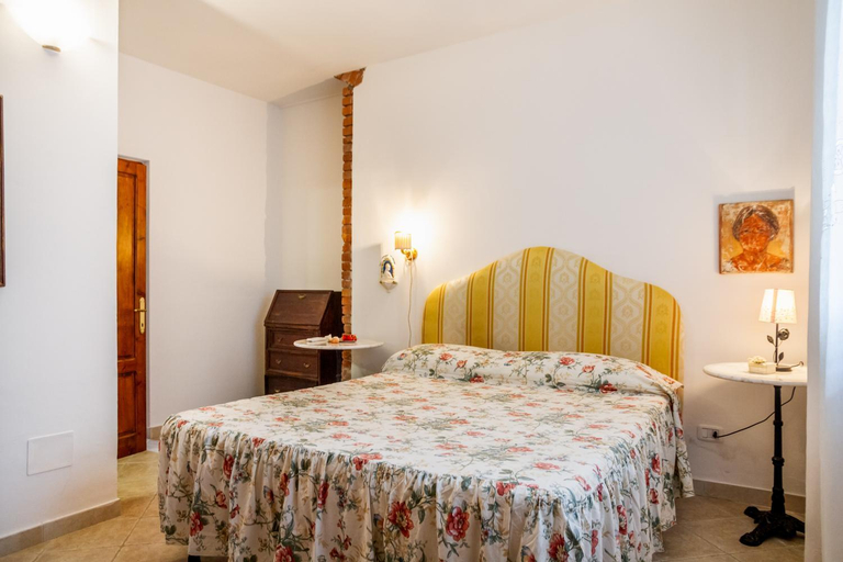 Bedroom 2, Agriturismo Giardini Di Varrone, Grosseto