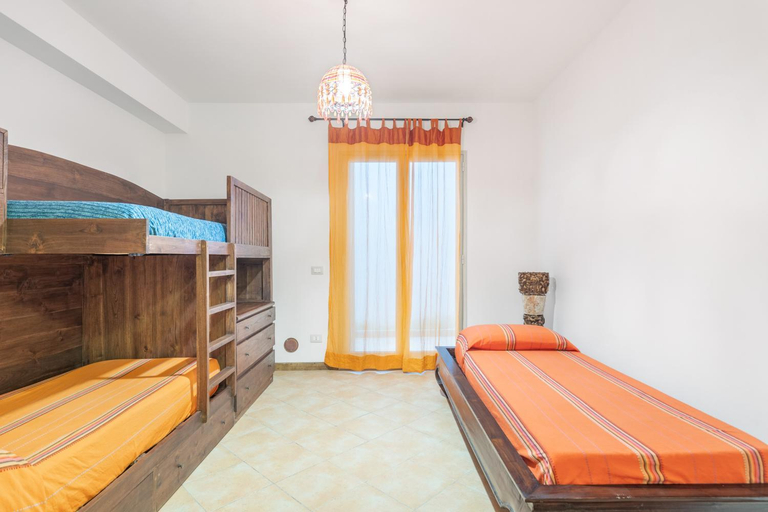 Bedroom 2, Villetta Cala Rossa, Palermo