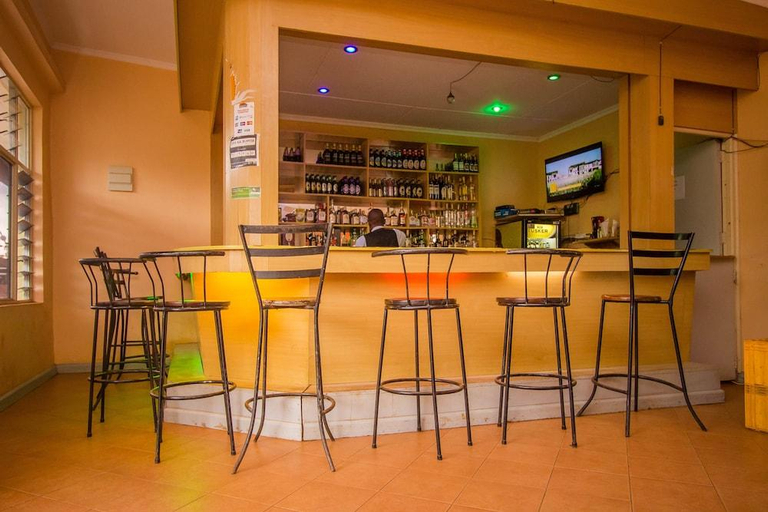 Food & Drinks 3, Royal Minni Inn, Manyatta