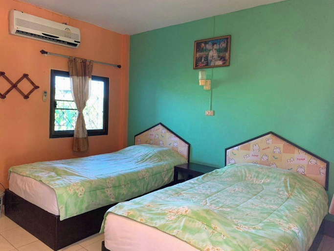 Bedroom 2, Ruen View Resort, Mae Chan