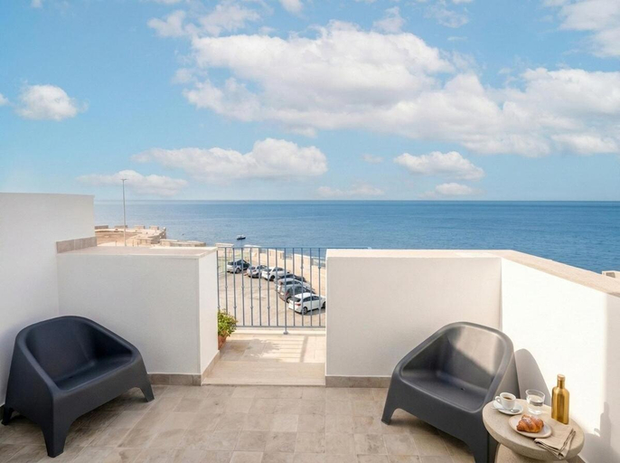 2, Altamarea - Sea view suites, Bari