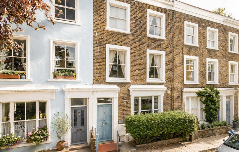 Primary image, Apartment Sleeps 2 With Wifi, London