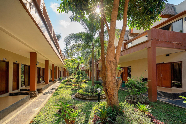 Property grounds, Green Resort Kuta Lombok, Lombok