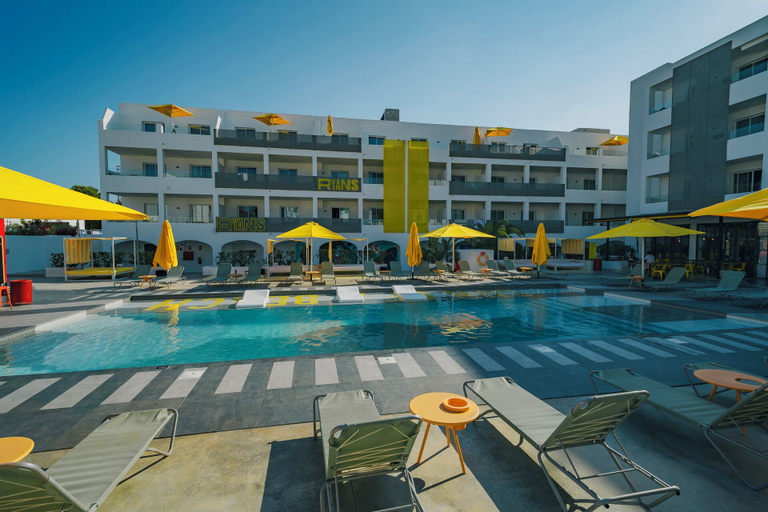 Sport & Beauty 3, Ryans Lolas - Adults Only, Baleares