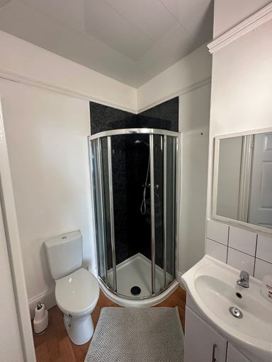 Bathroom 3, The Lakeside, Redcar and Cleveland