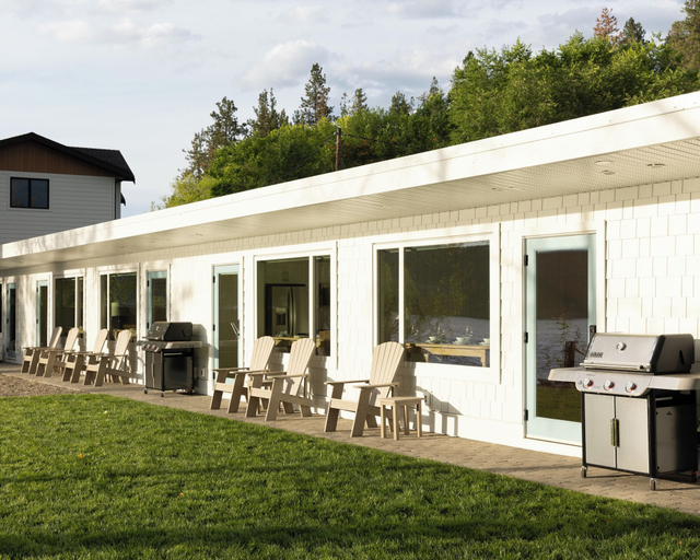 Terrace/patio, The Point on Wood Lake, Central Okanagan