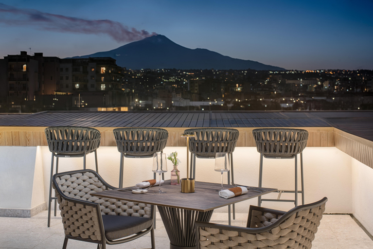Food & Drinks 5, NH Catania Centro, Catania