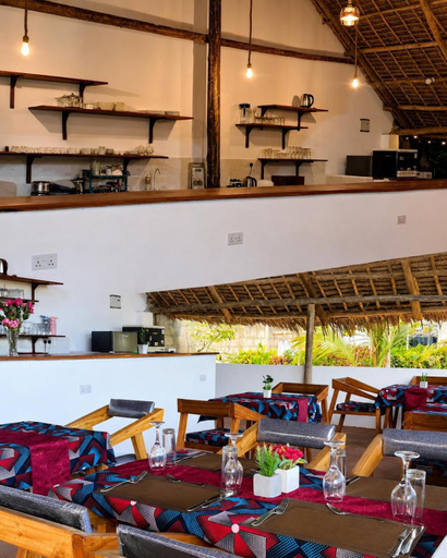 Food & Drinks 5, Kendwa Crystal Coast Hotel, Kaskazini 'A'