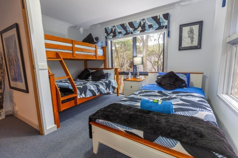 Room 2, Tanjil Creek Lodge, Mount Baw Baw Alpine Resort