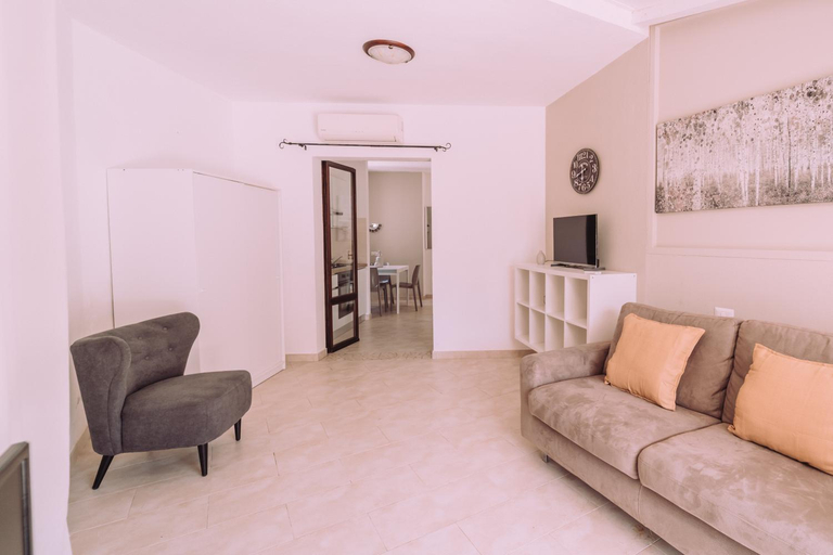 Others 4, Appartamenti I Lentischi, Cagliari
