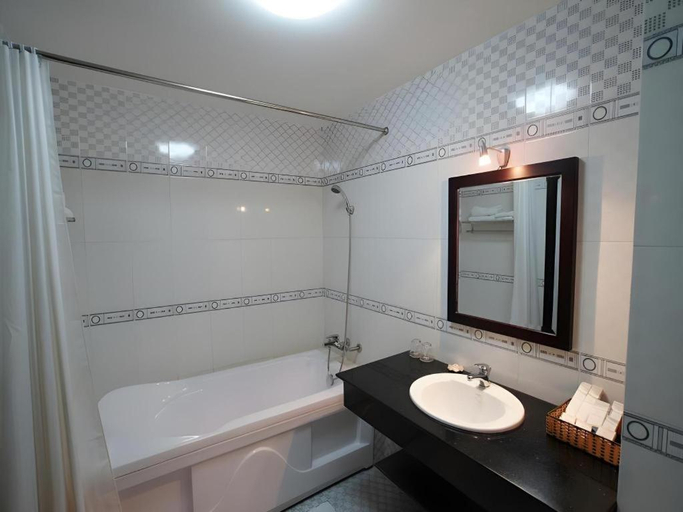 Bathroom, Kaya Hotel, Tuy Hoa