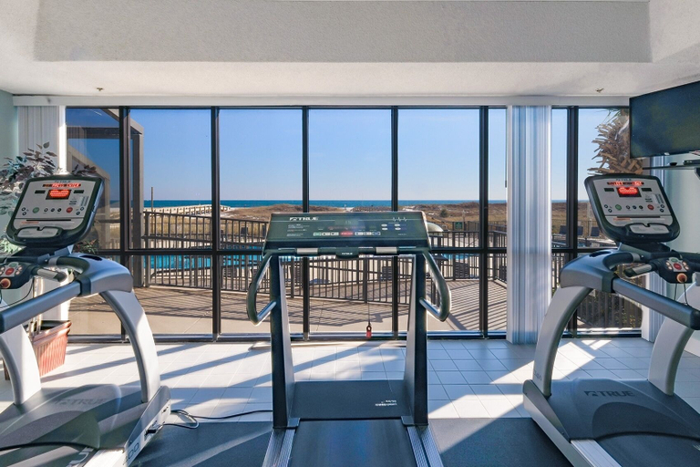 Fitness facility 5, Phoenix Viii 8301 3 Bedroom Condo, Baldwin