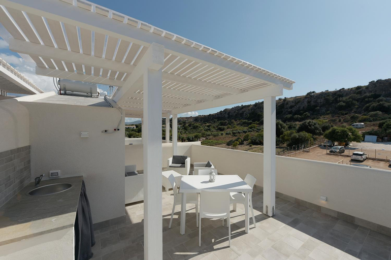 Others 2, Isule Apartment & Terrace, Trapani