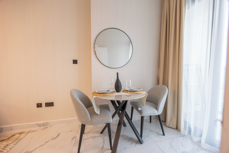 Dining 4, Bloomfields 1BR in Al Maryah Vista, Abu Dhabi City